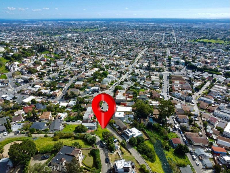 main property photo 10
