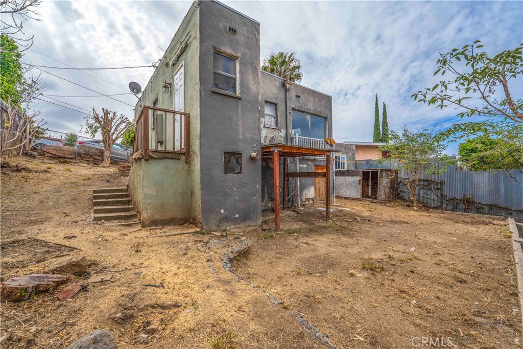 main property photo 8