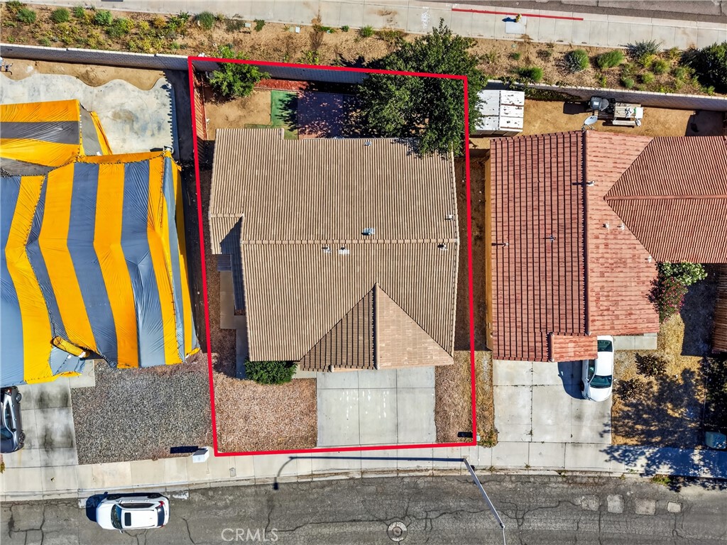 main property photo 27