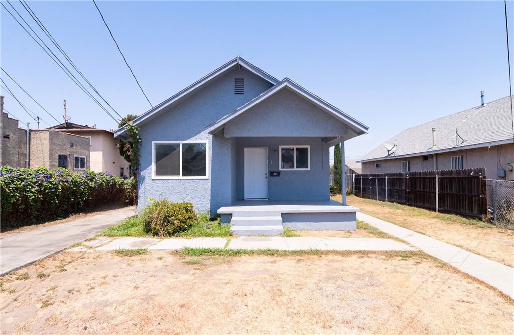 main property photo 4