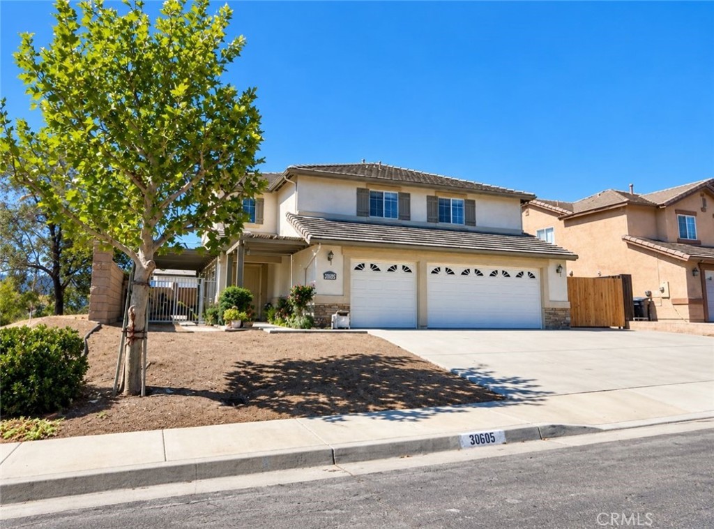 main property photo 40