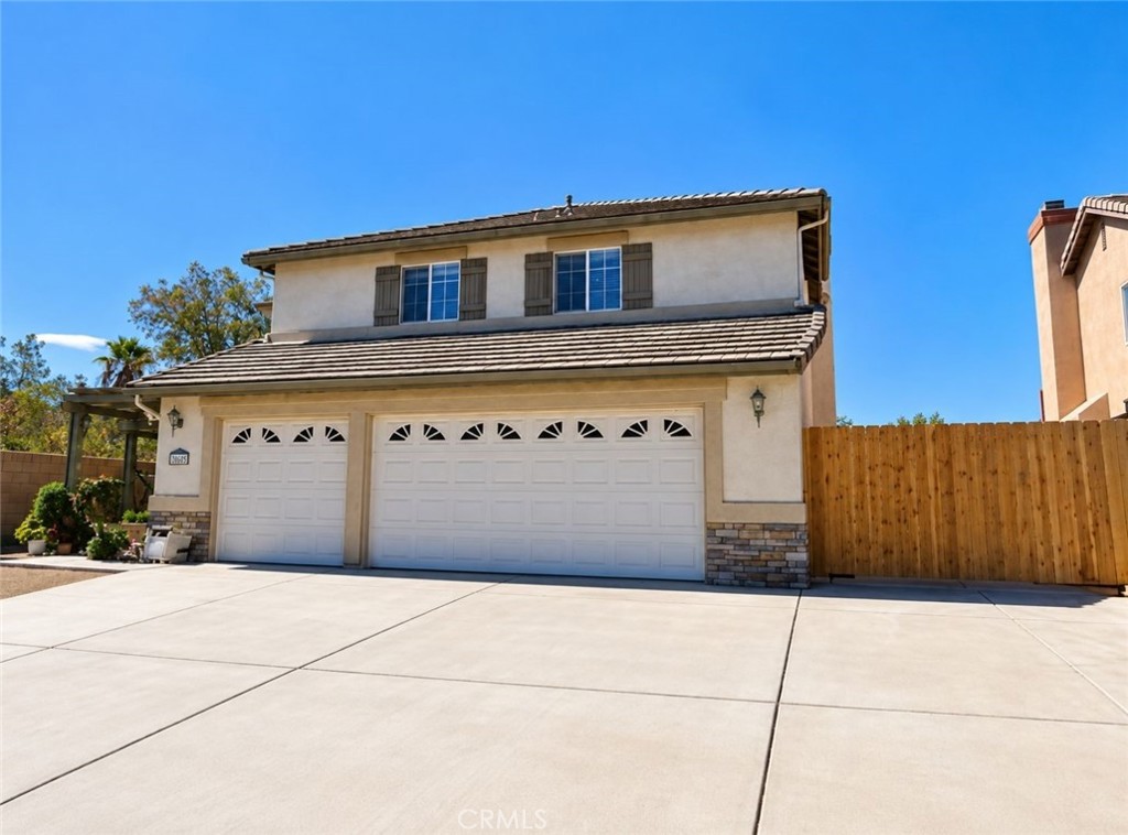 main property photo 43