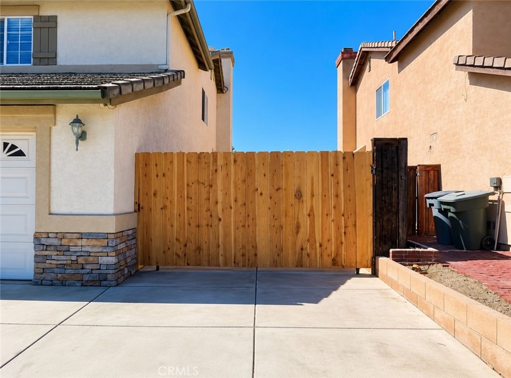 main property photo 44