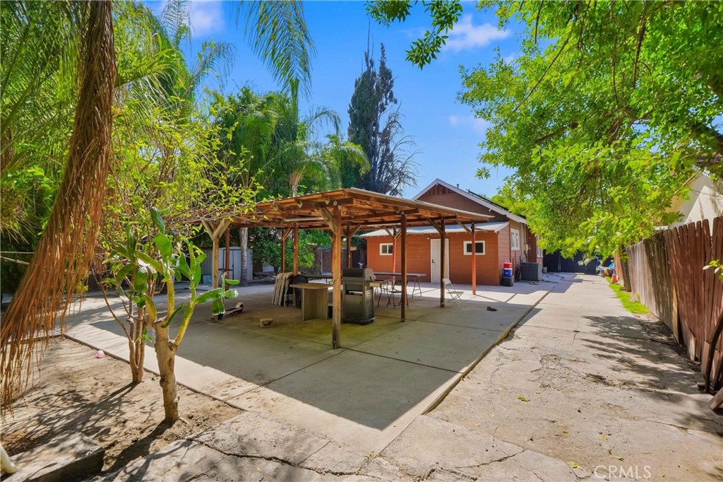 main property photo 27