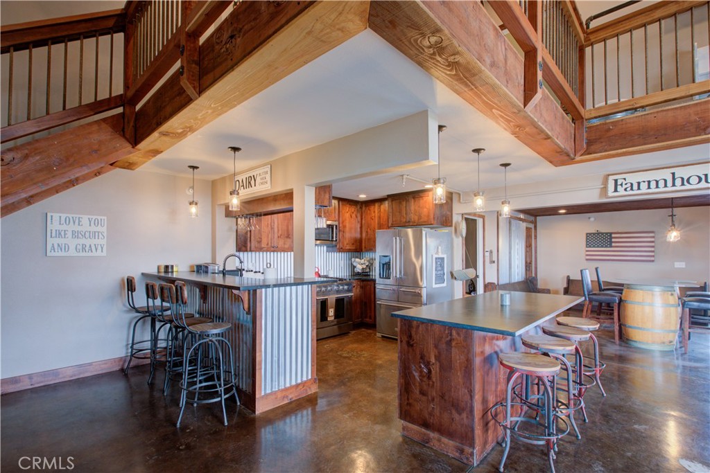 main property photo 50