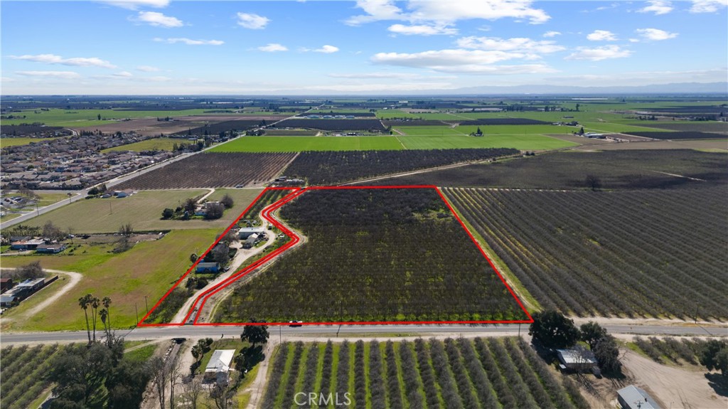 main property photo 10