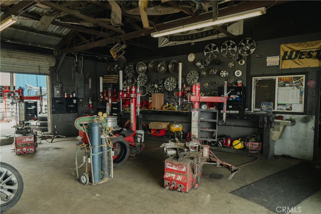 main property photo 41