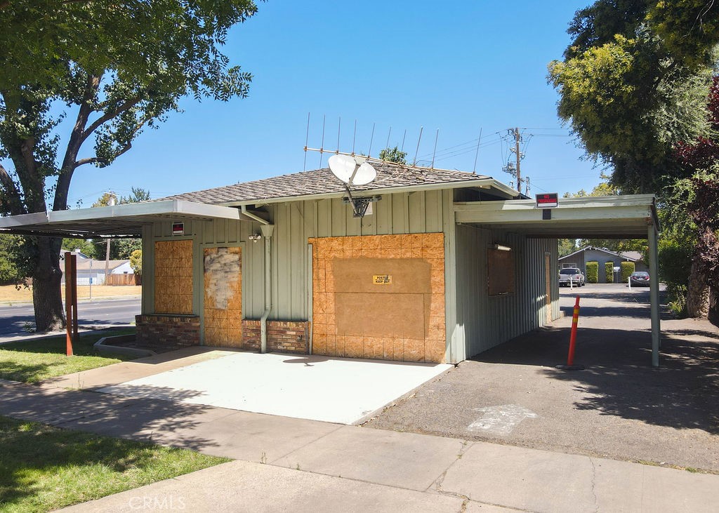 main property photo 21
