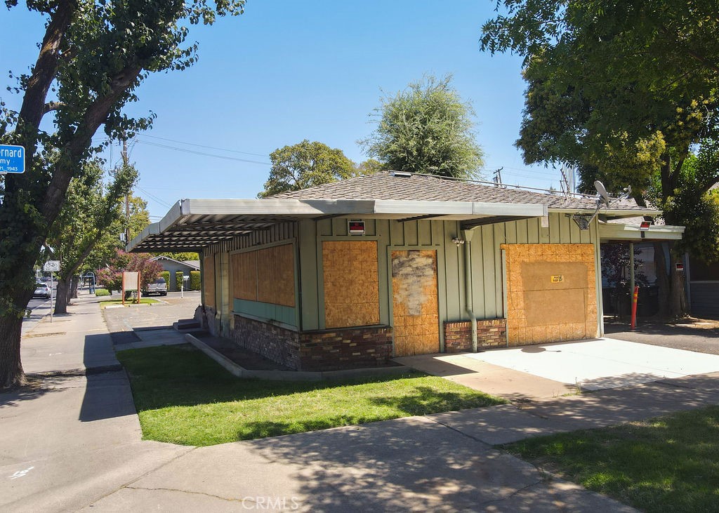 main property photo 22