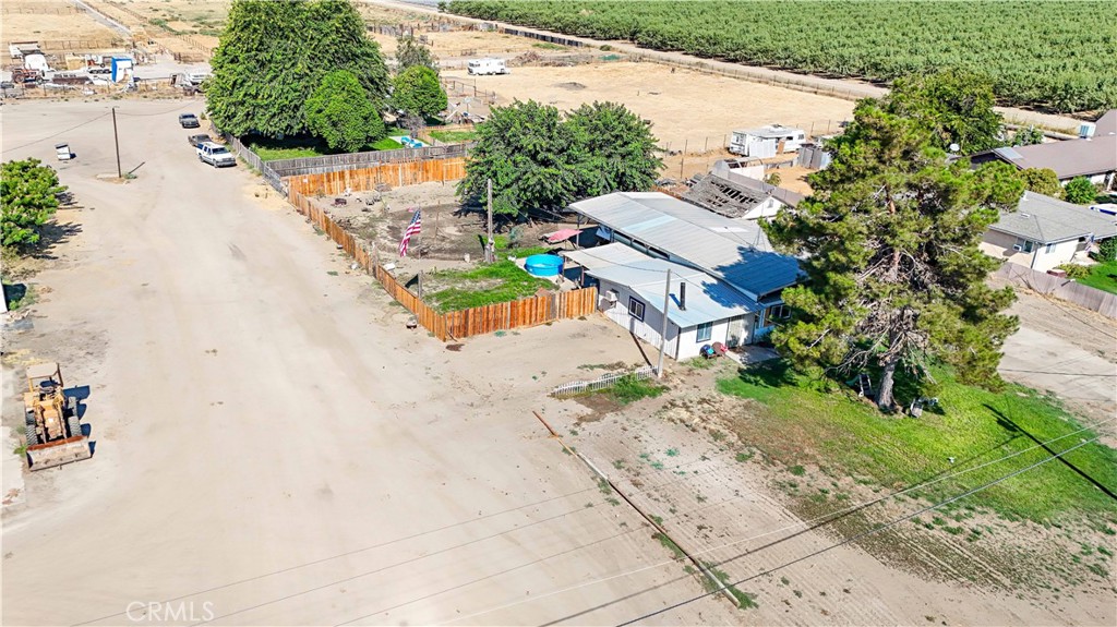 main property photo 10