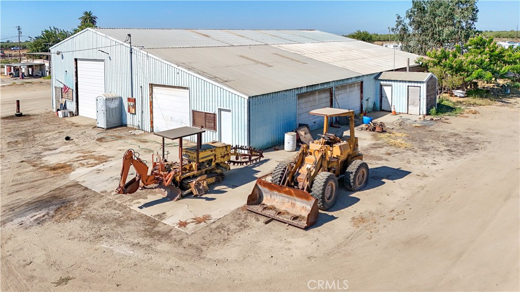 main property photo 34