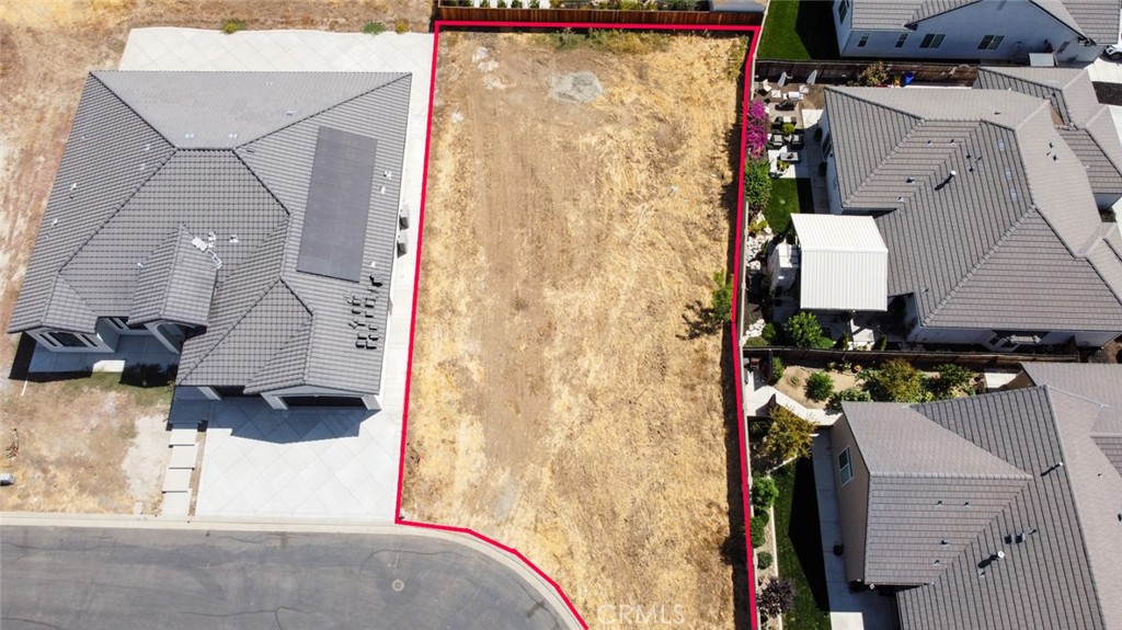 main property photo 15