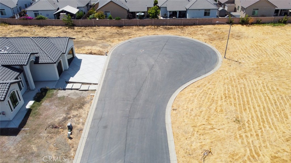 main property photo 8
