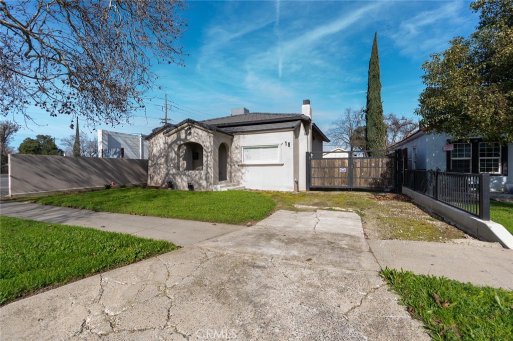 main property photo 4