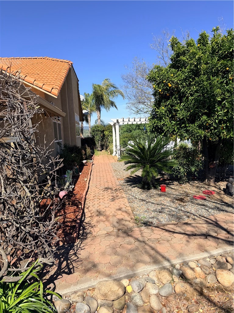 main property photo 37