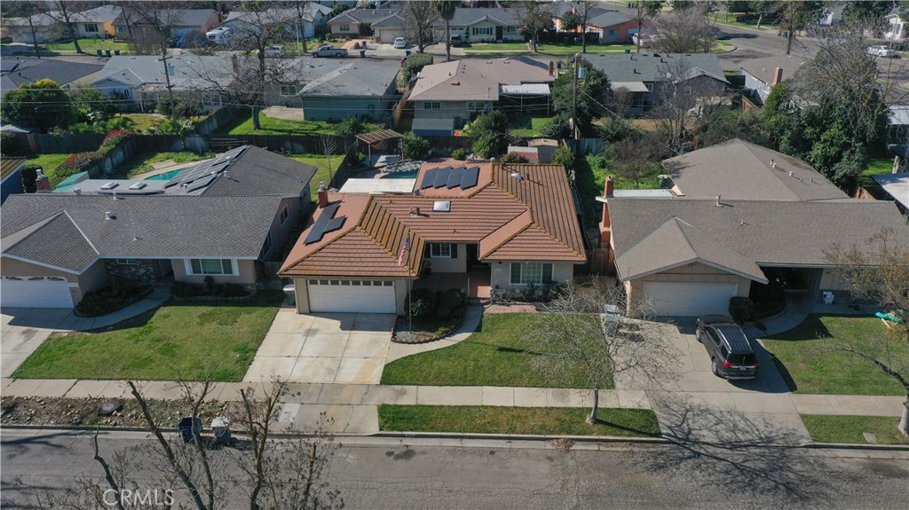 main property photo 25