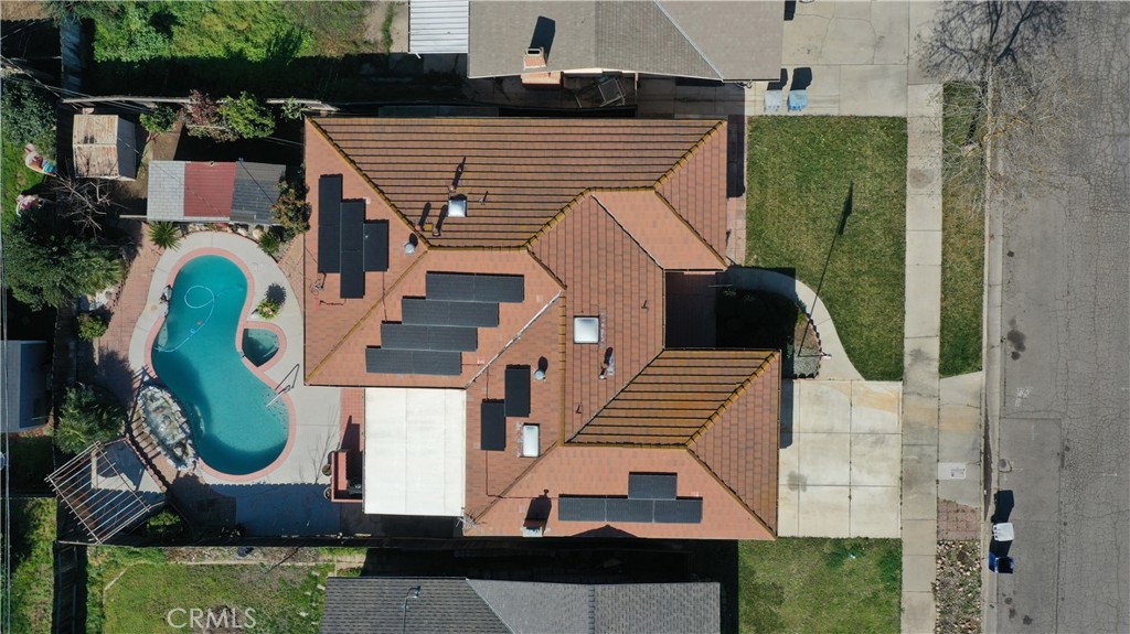 main property photo 26