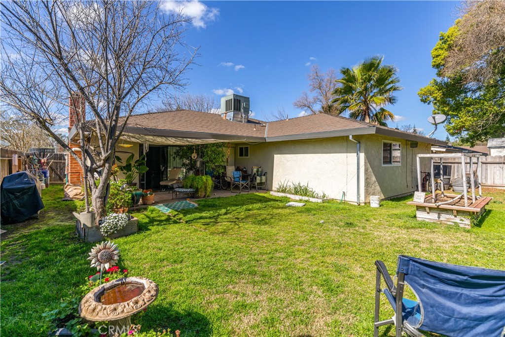 main property photo 12
