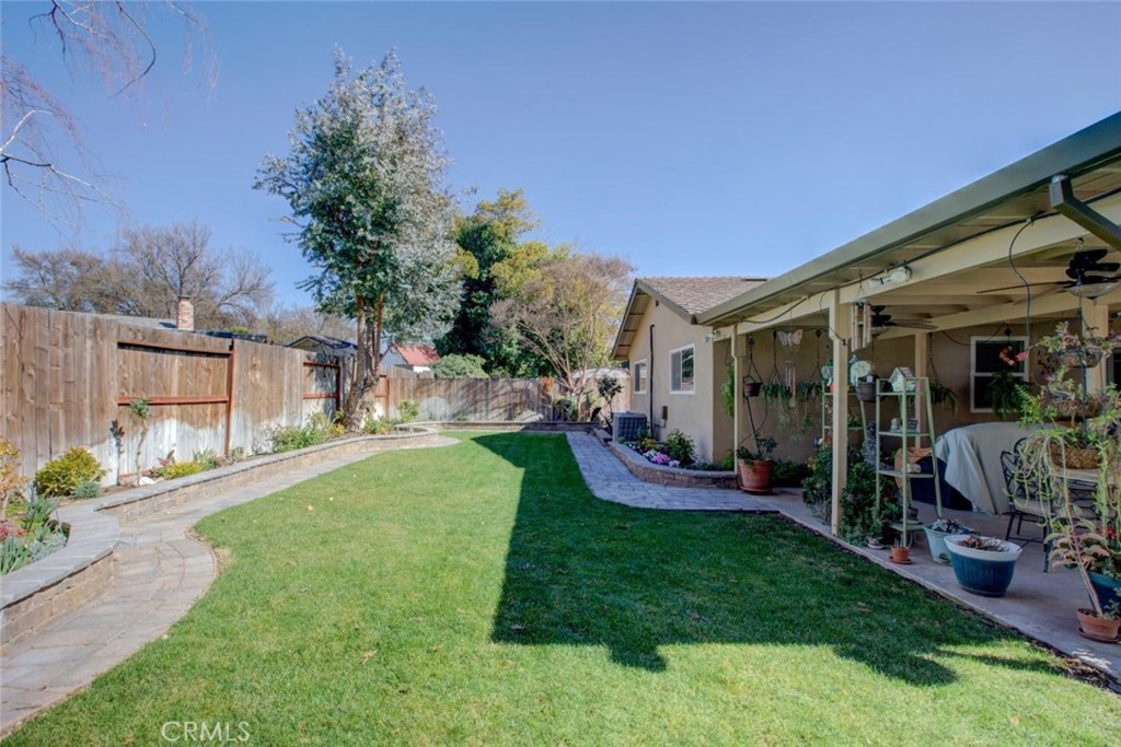 main property photo 14