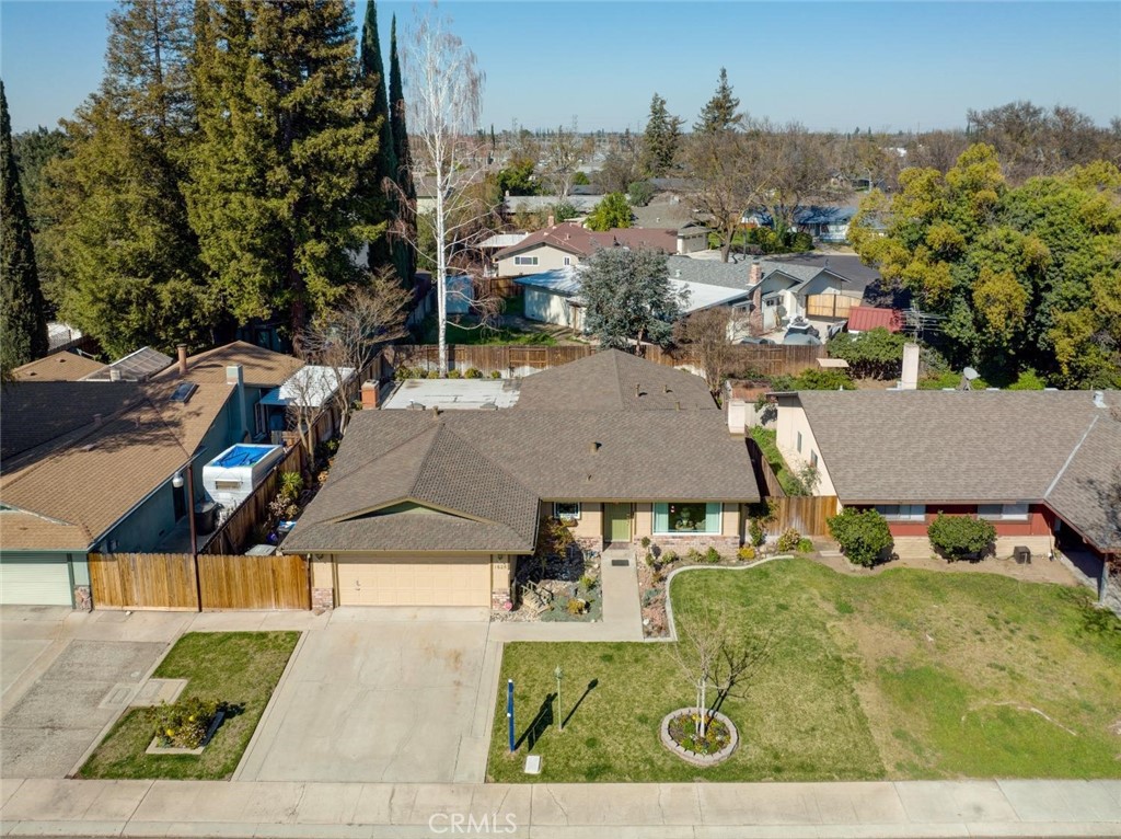 main property photo 50