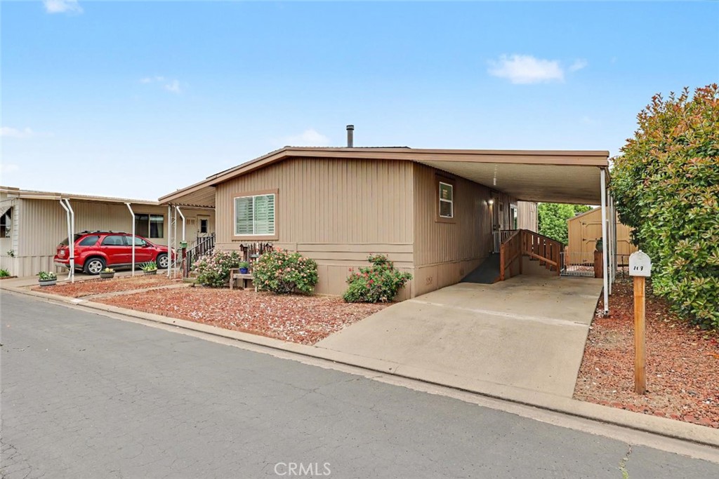 main property photo 44