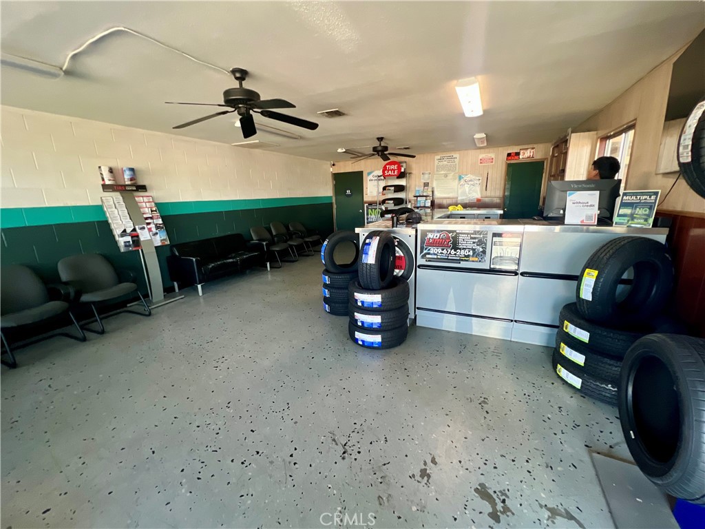 main property photo 10