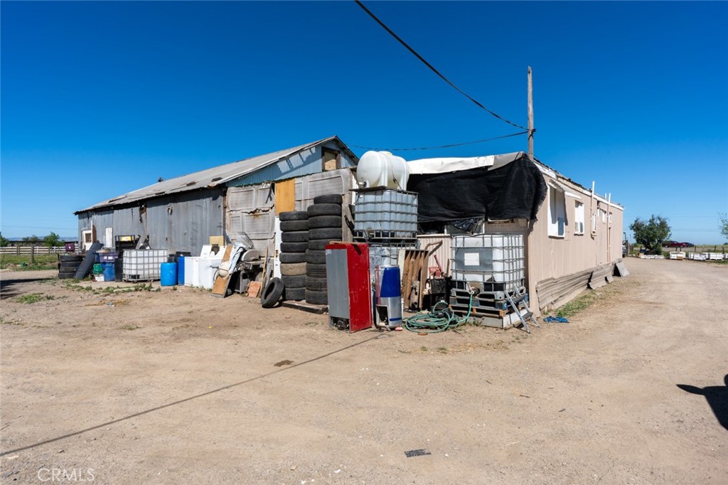 main property photo 14