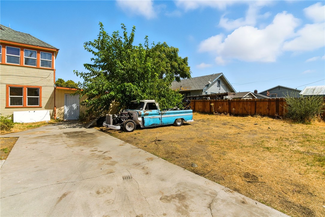 main property photo 60