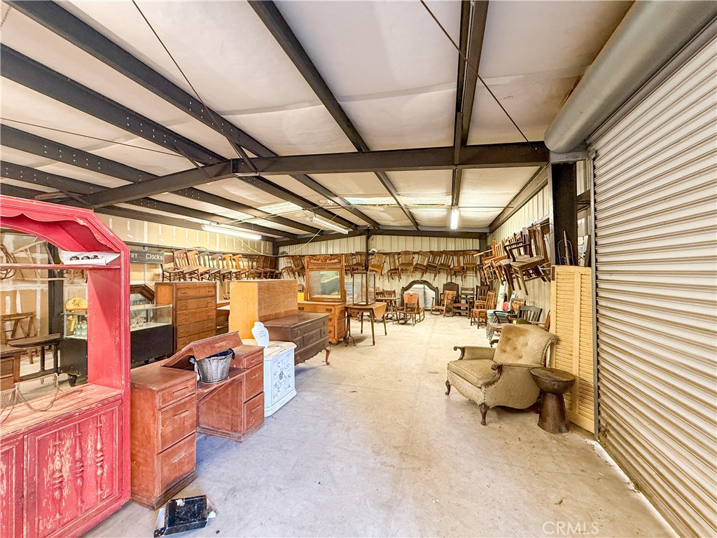 main property photo 36