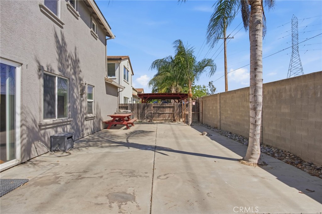main property photo 35