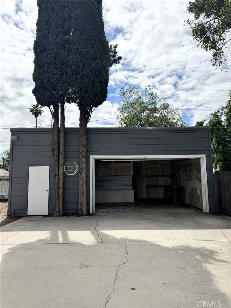main property photo 52