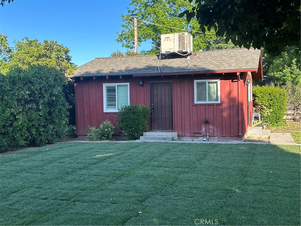 main property photo 10
