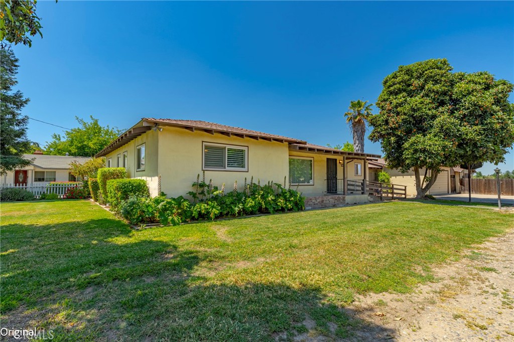 main property photo 7