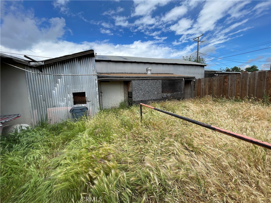 main property photo 27