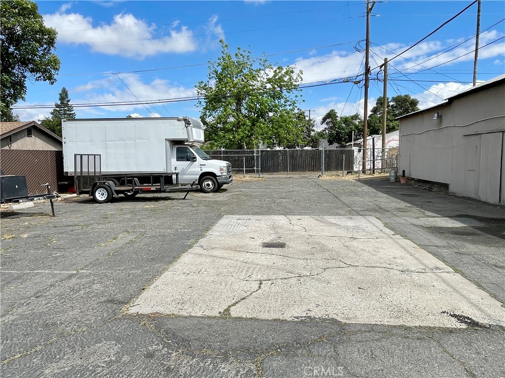 main property photo 15