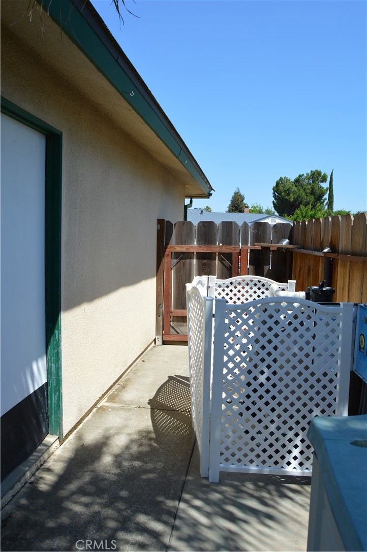 main property photo 37