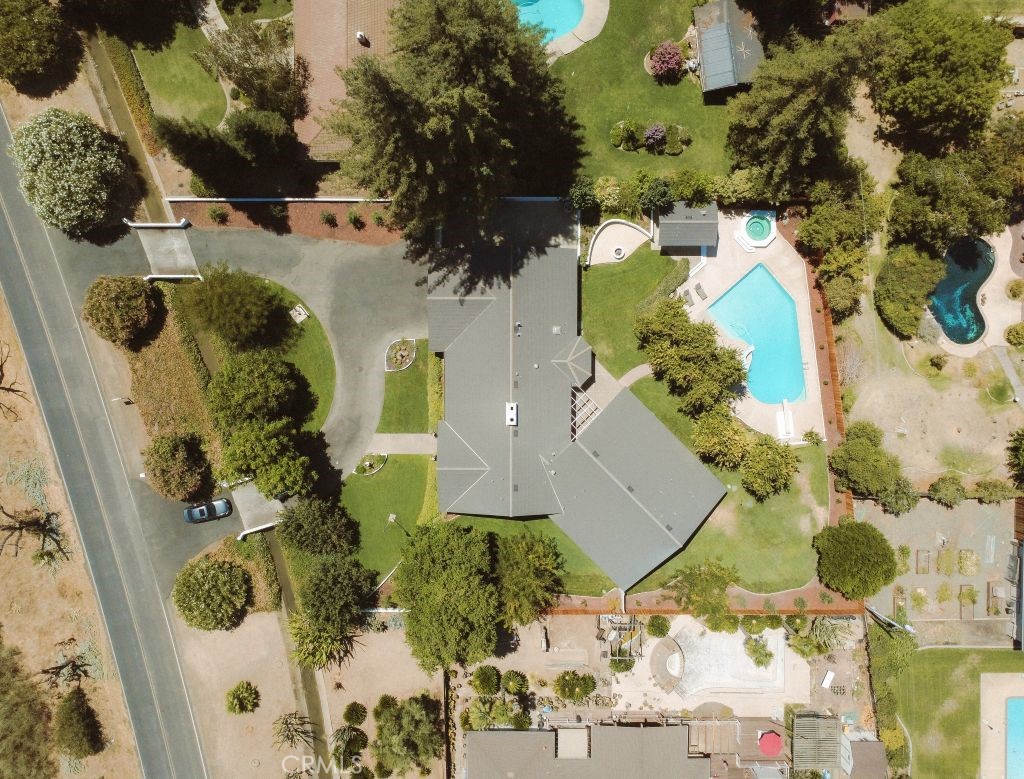main property photo 48