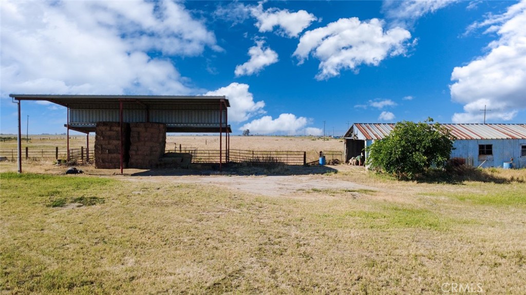 main property photo 51