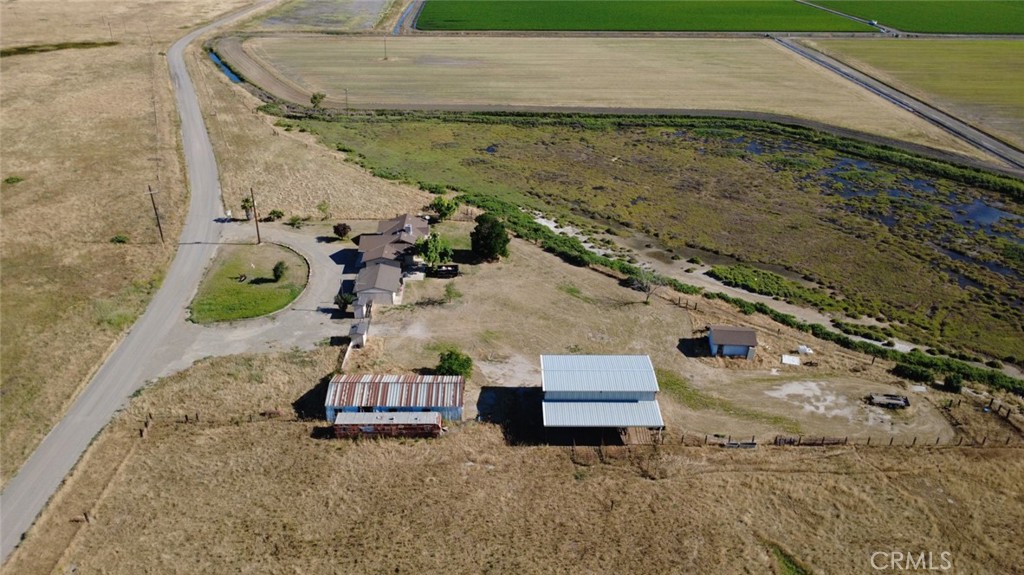 main property photo 60