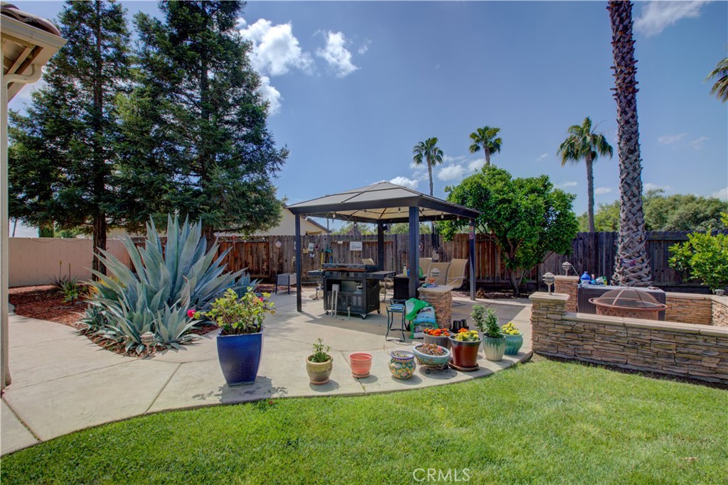 main property photo 22