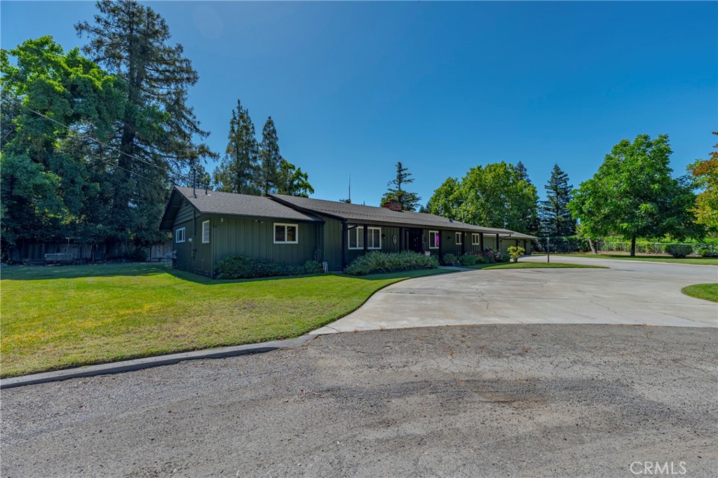 main property photo 6