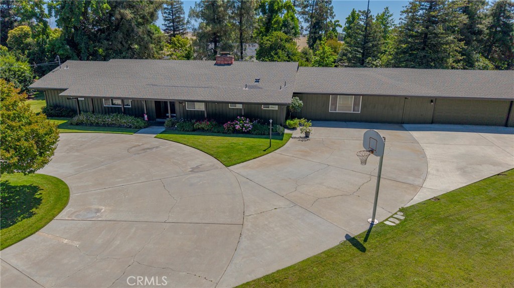 main property photo 9