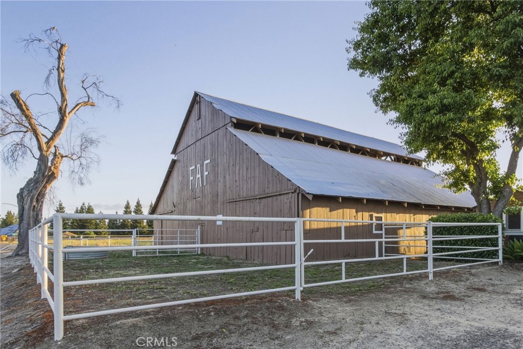 main property photo 51