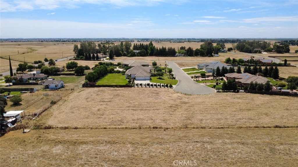 main property photo 10