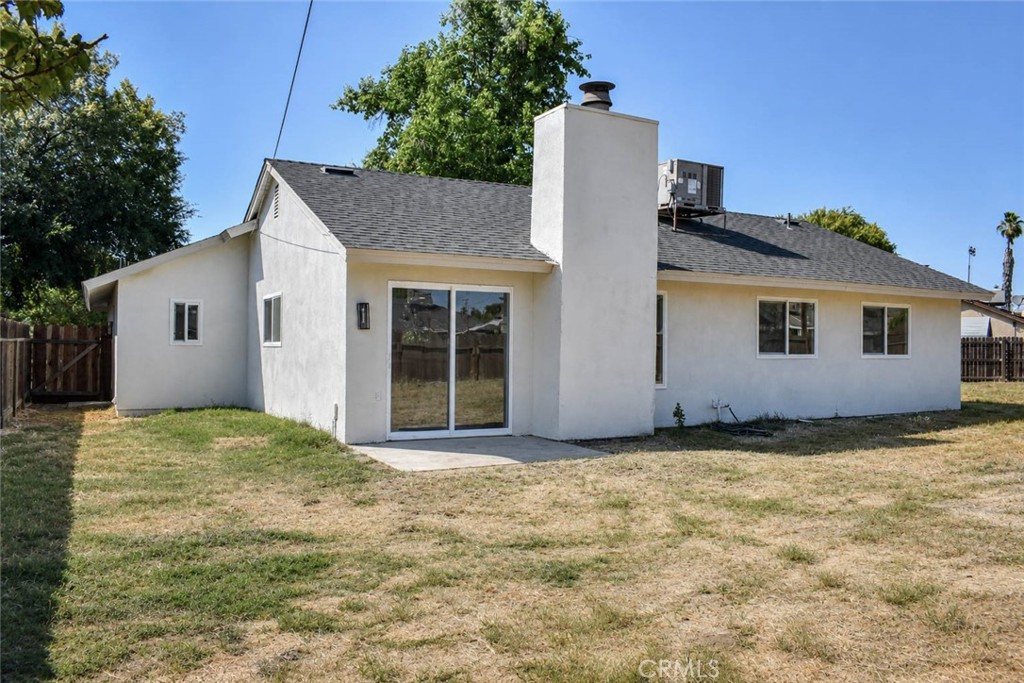main property photo 13