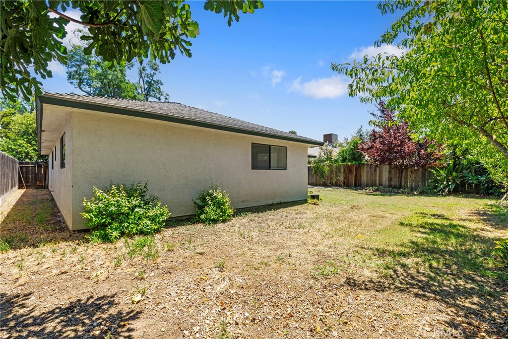 main property photo 29