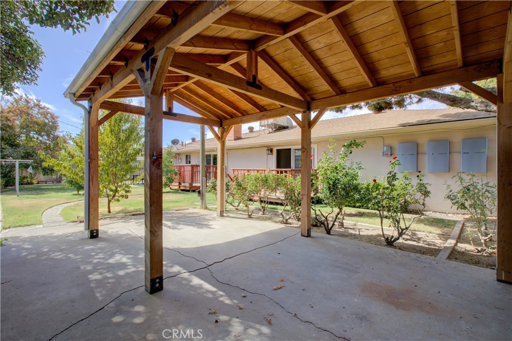 main property photo 26