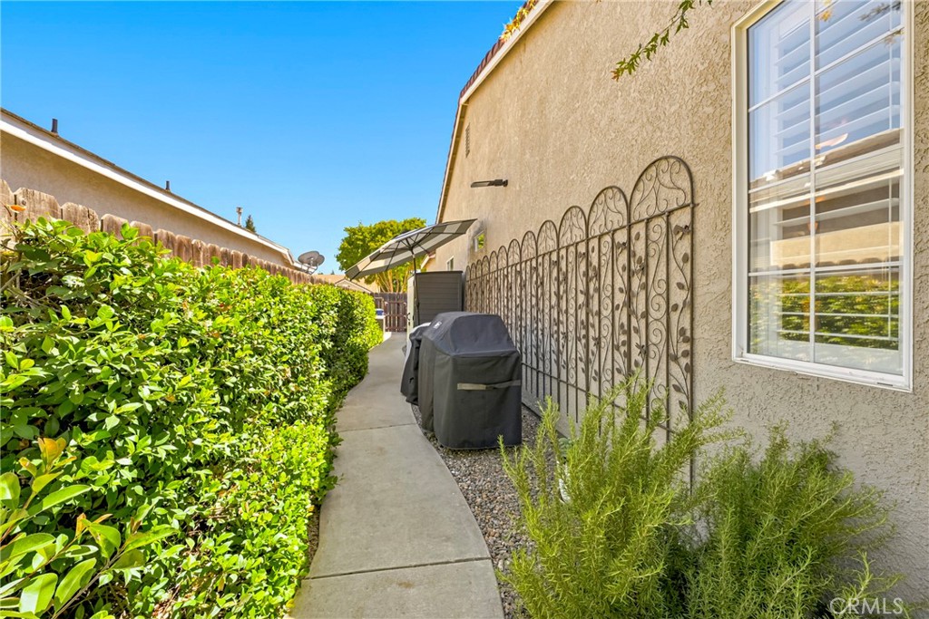 main property photo 42