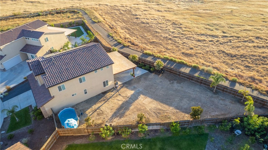 main property photo 47