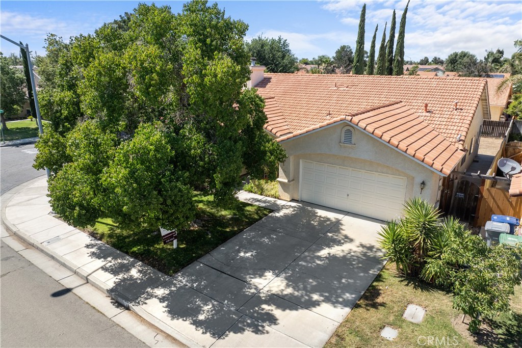 main property photo 43